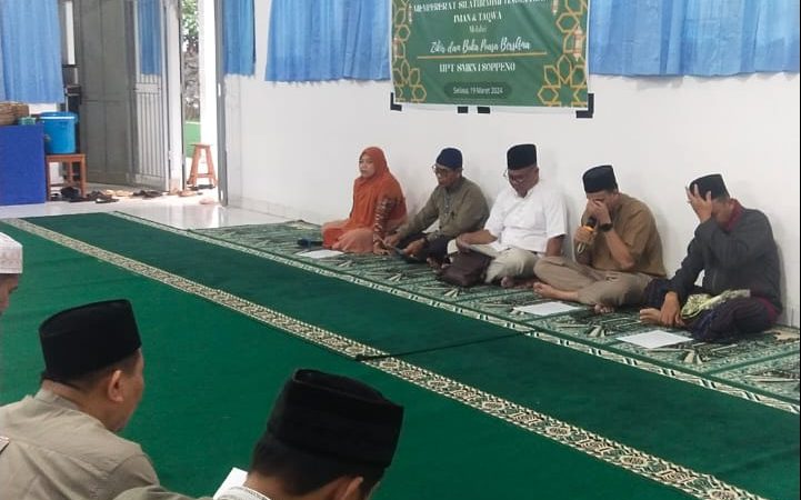 Read more about the article SMKN 1 Soppeng Gelar Buka Puasa Bersama Turut Hadir  Kepala Cabang Dinas dan Pengawas Sekolah.