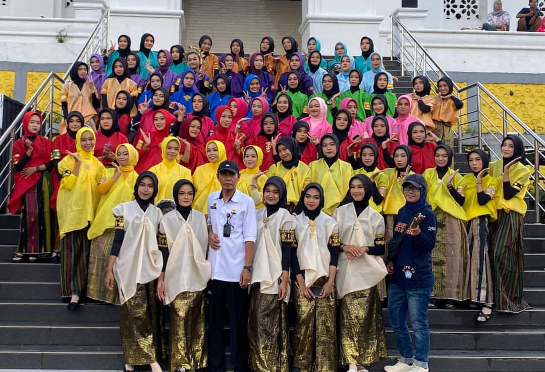 Read more about the article 100 Penari SMKN 1 Soppeng Turut Pecahkan Rekor MURI