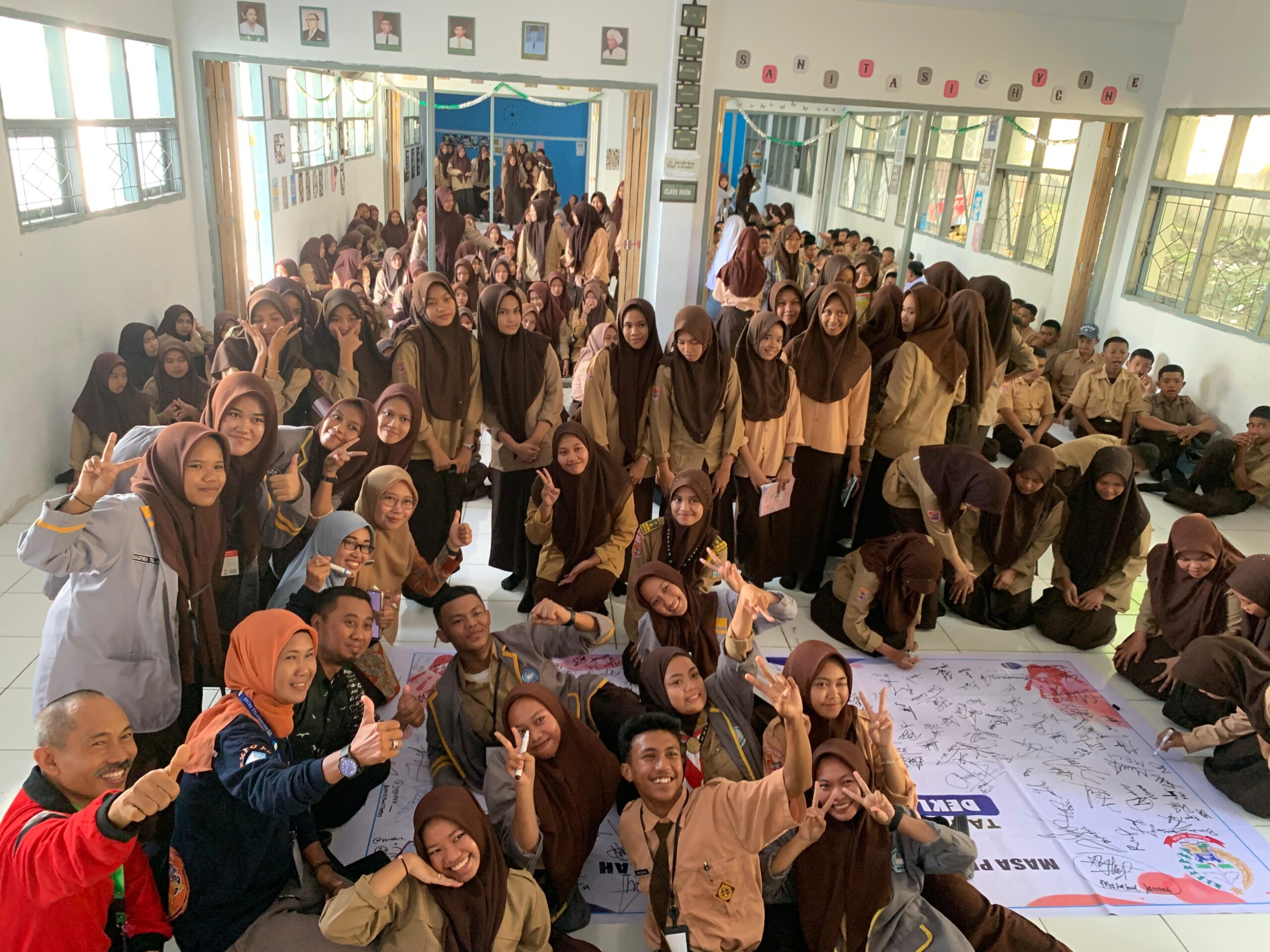 Read more about the article Penutupan MPLS SMKN 1 Soppeng Tahun Pelajaran 2024/2025: Semangat Baru dan Komitmen Anti Kekerasan