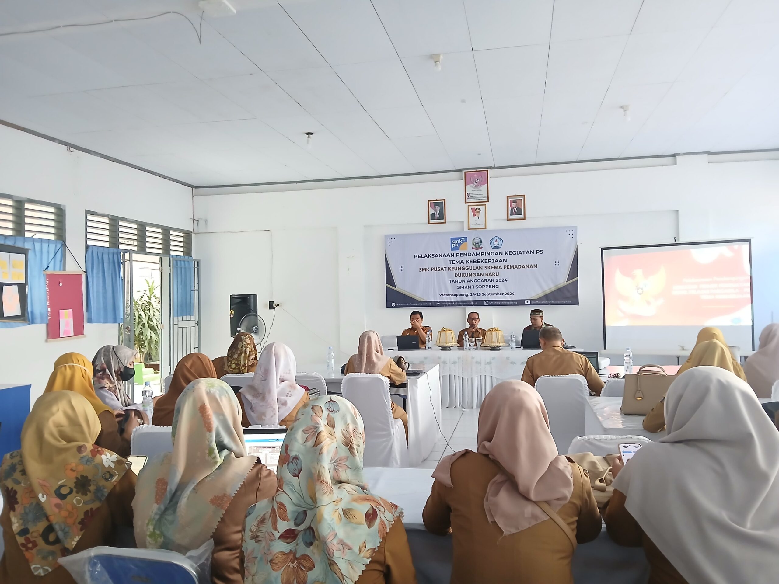 Read more about the article SMKN 1 Soppeng Gelar Workshop Pendampingan P5 Tema Kebekerjaan