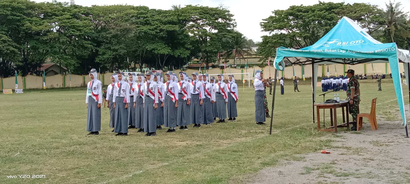 Read more about the article Latihan Keras Membuahkan Hasil, SMKN 1 Soppeng Raih Juara III PBB, Kibarkan Nama Sekolah di Ajang HUT TNI ke-79