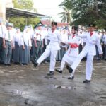 Upacara Hari Pendidikan Nasional di SMKN 1 Soppeng Berlangsung Khidmat